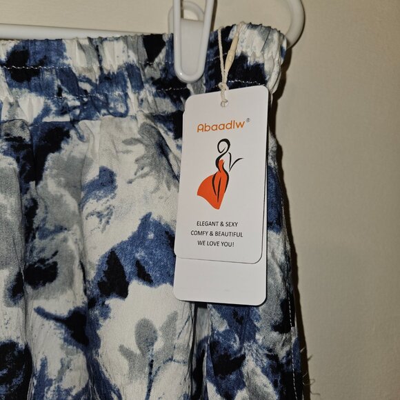 NWT Abaadlw Blue & White Flouncy Floral Skirt (XXL) - Picture 3 of 7
